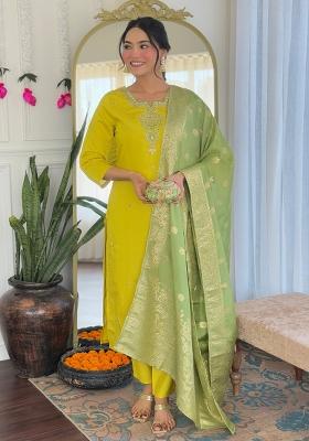 Liril Chanderi Embroidered Salwar Kameez With Dupptta