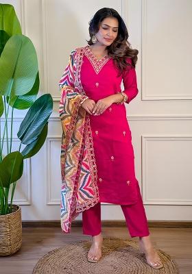 Gajri Viscose Embroidered Salwar Kameez With Dupptta