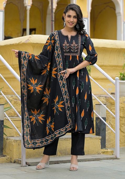 Black embroidered Cotton Salwar Kameez With Dupatta