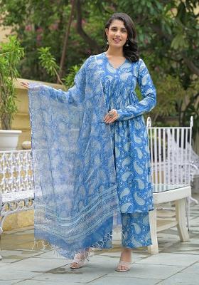 Blue embroidered Cotton Salwar Kameez With Dupatta