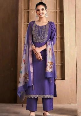 Lavender Thread Work Rayon Salwar Kameez With Dupatta