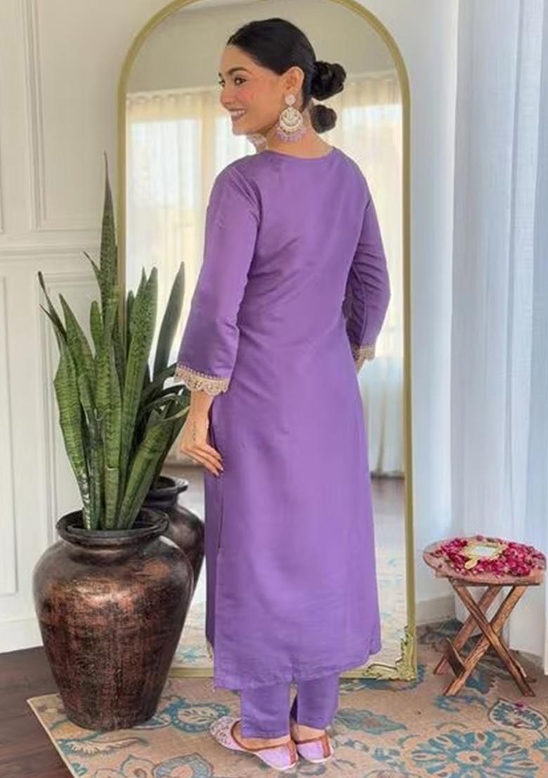 Lavender Thread Work Rayon Salwar Kameez With Dupatta