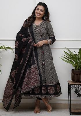 Black Thread Work Cotton Salwar Kameez With Dupatta