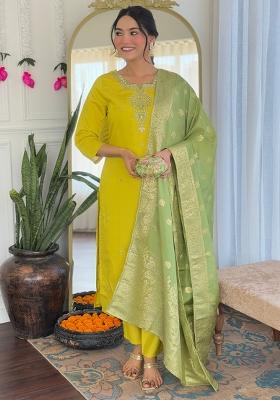 Lemon Green Thread Work Chanderi Salwar Kameez With Dupatta