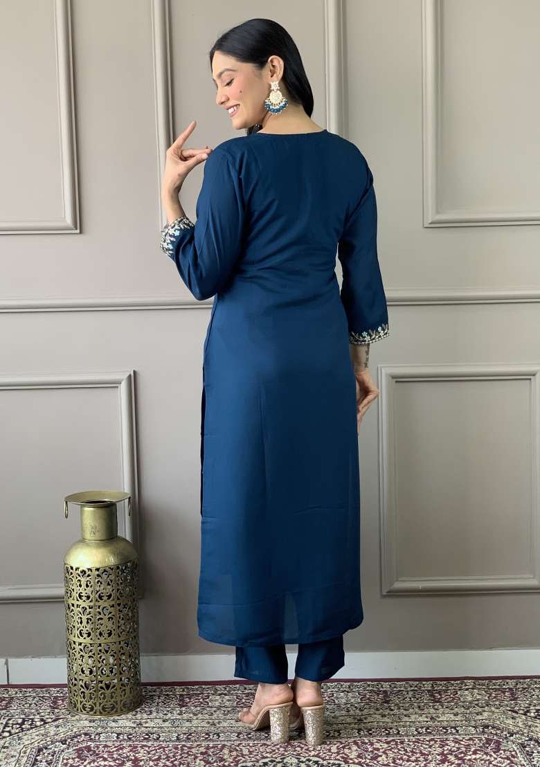 Blue Chanderi Silk Embroidered Kurta Set - Indya