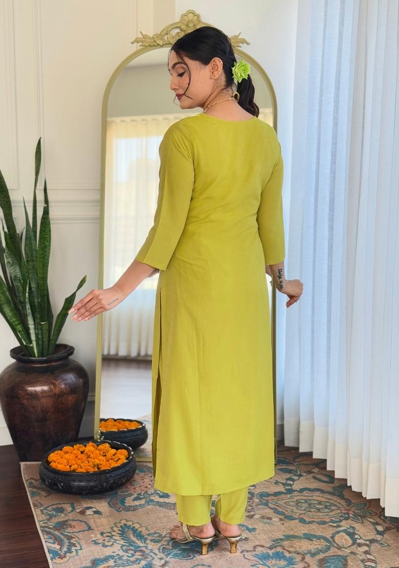 Green Viscose Embroidered Kurta Set