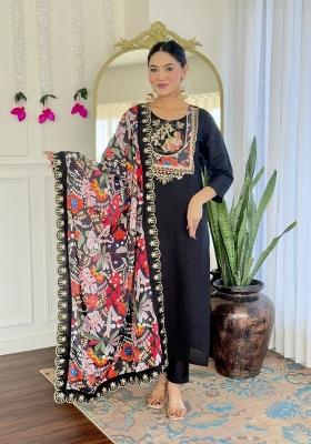 Black Chanderi Viscose Embroidered Kurta Set