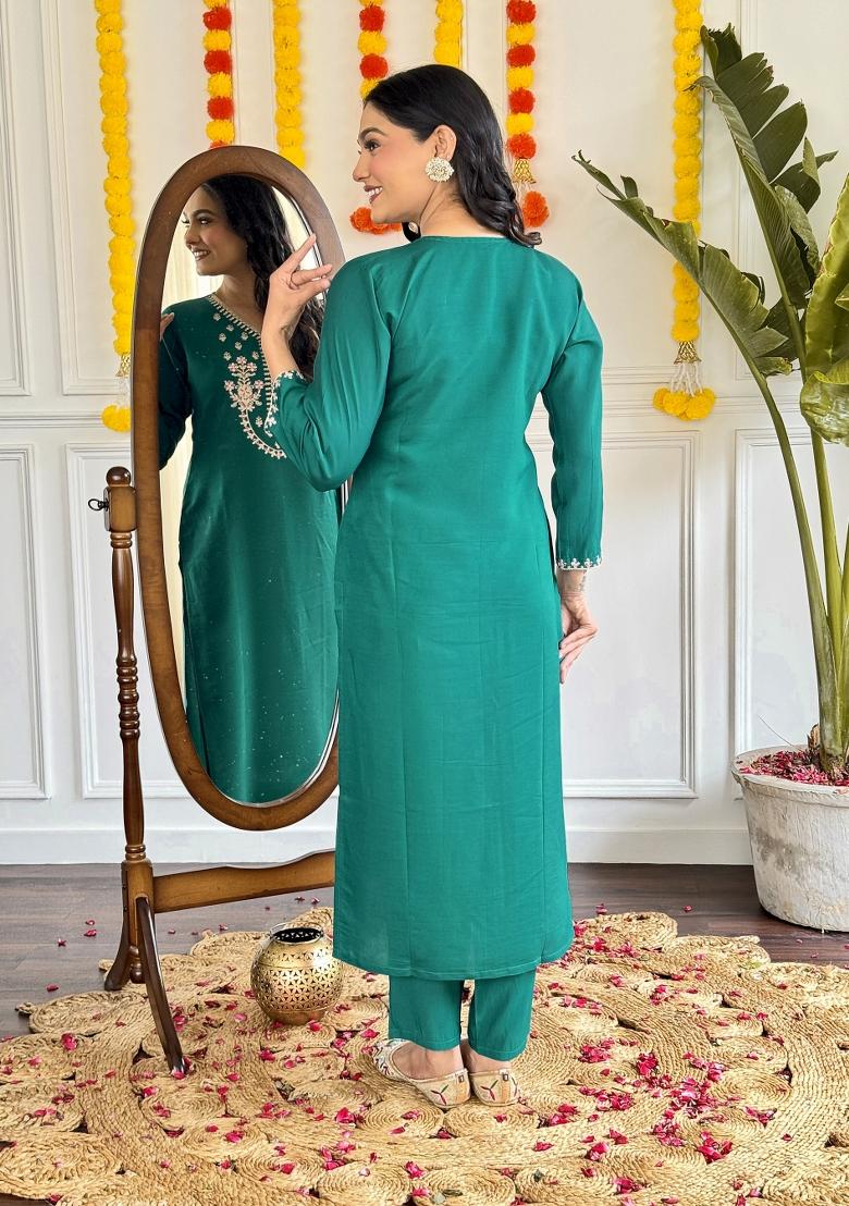Green Viscose Embroidered Kurta Set