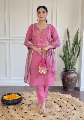 Pink Viscose Embroidered Kurta Set