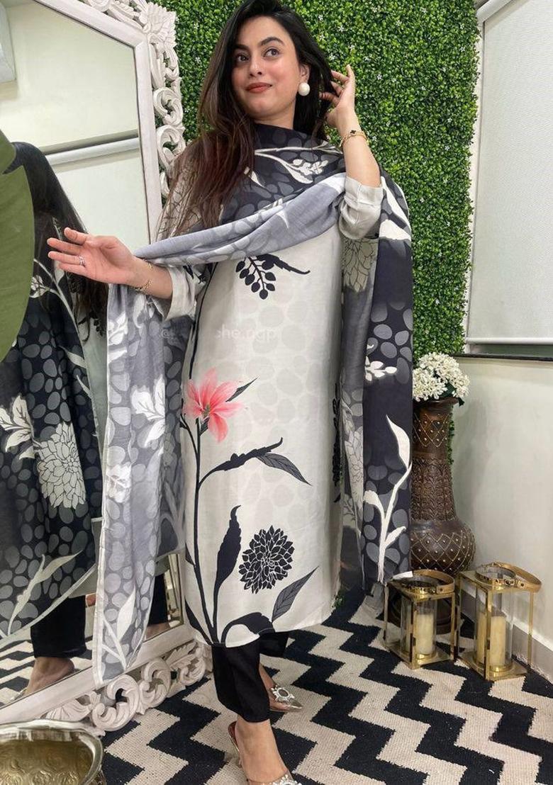 White Viscose Embroidered Kurta Set