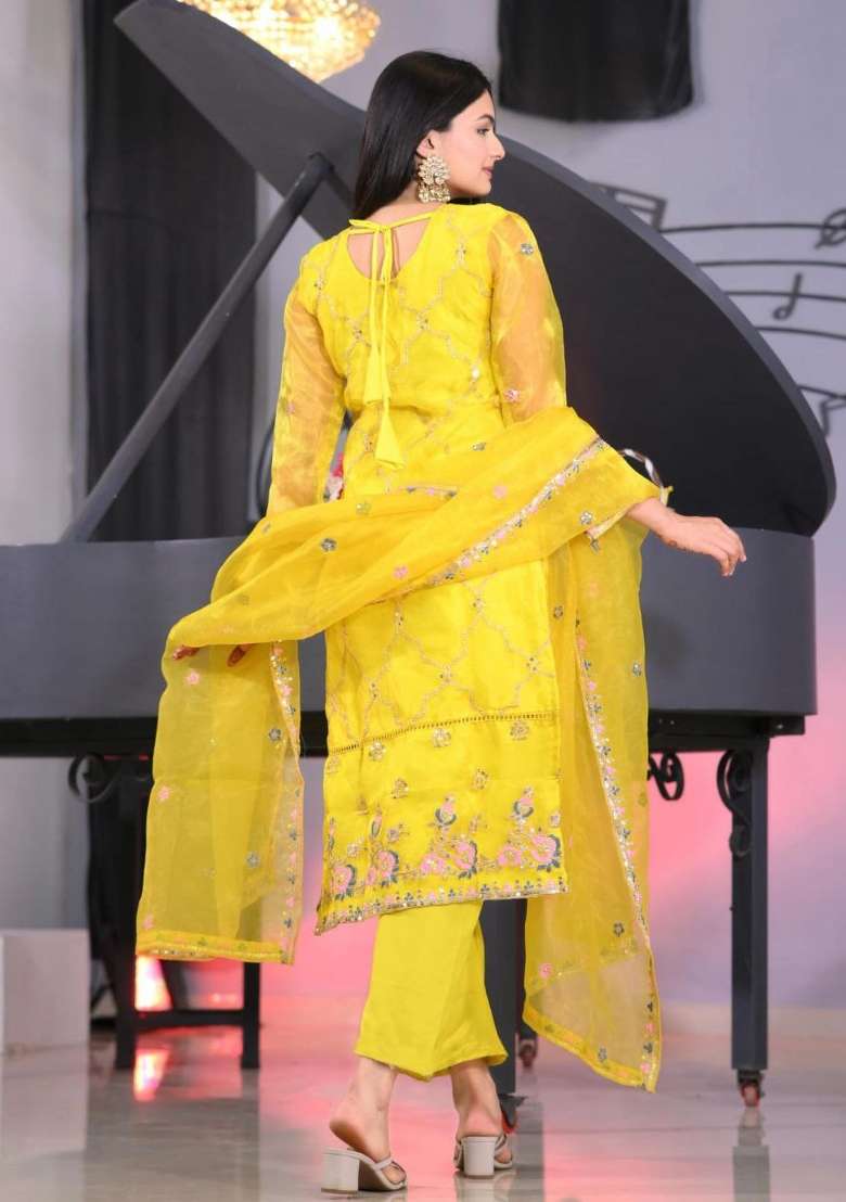 Yellow Embroidered Organza Pakistani Suit Set - Indya