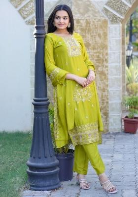 Green Chinon Embroidered Kurta Set