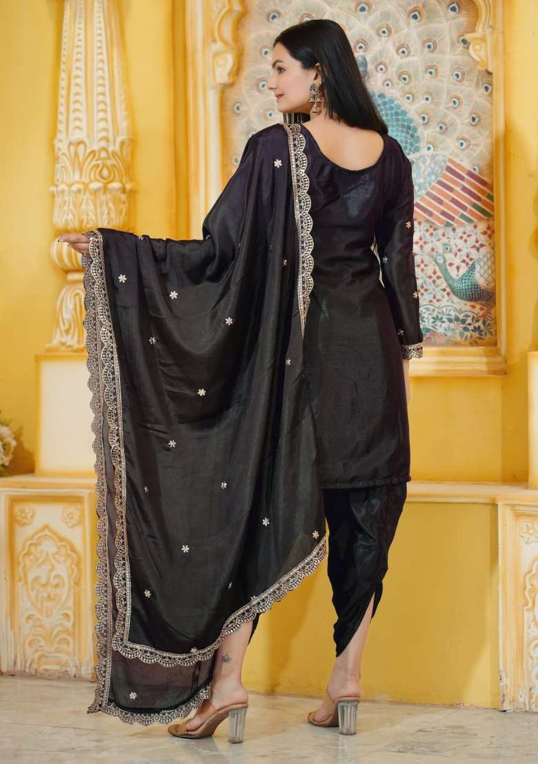 Black Embroidered Chinon Pakistani Suit Set - Indya