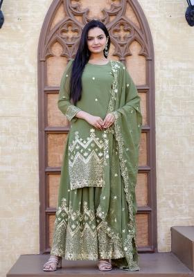 Green Georgette Embroidered Kurta Set