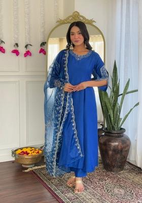 Blue Viscose Embroidered Kurta Set