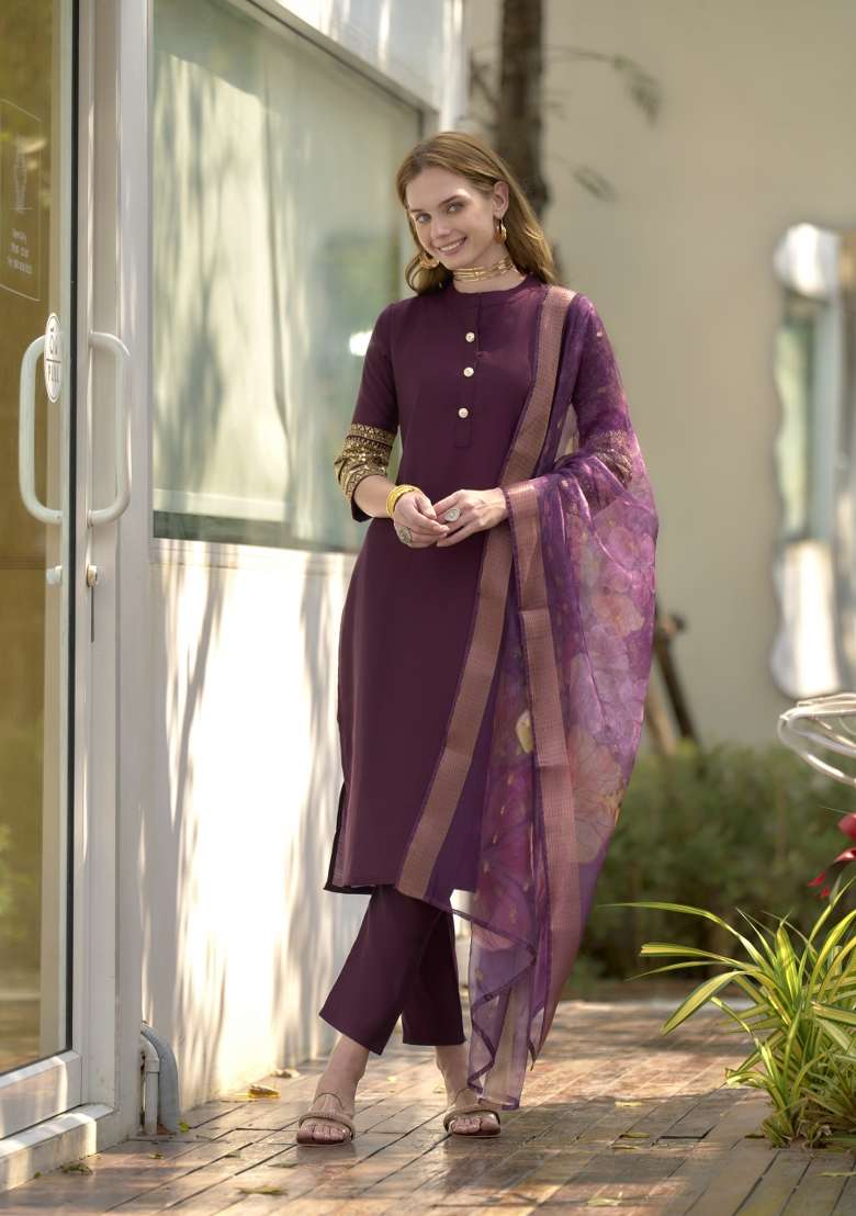 Wine Poly Blend Printed Kurta Set - Indya