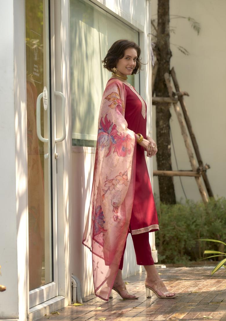 Red Poly Blend Printed Kurta Set