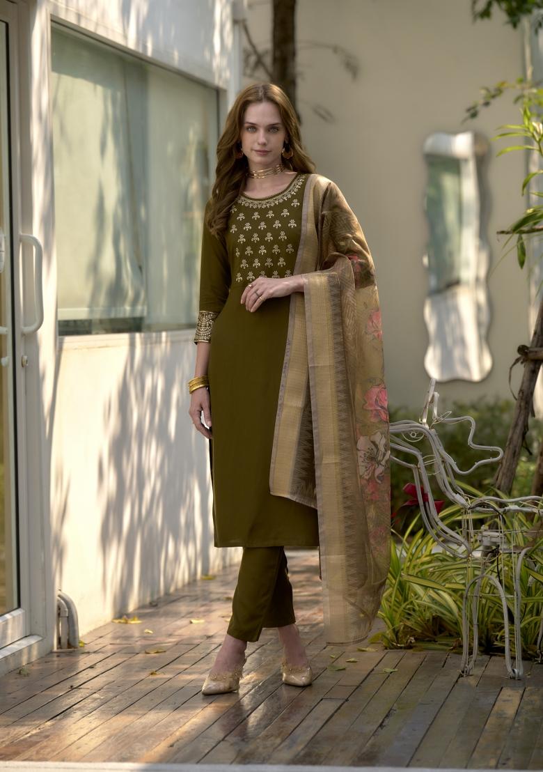Green Rayon Printed Kurta Set