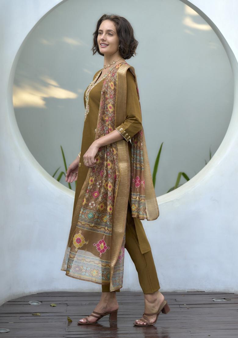 Navy Blue And White Printed Cotton Blend Salwar Kameez With Dupatta