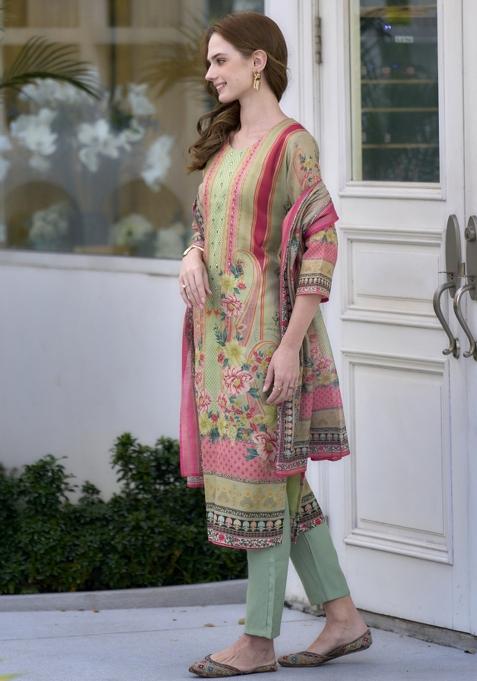 Green Silk Blend Printed Kurta Set