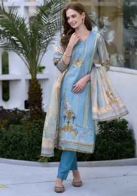 Blue Silk Blend Printed Kurta Set