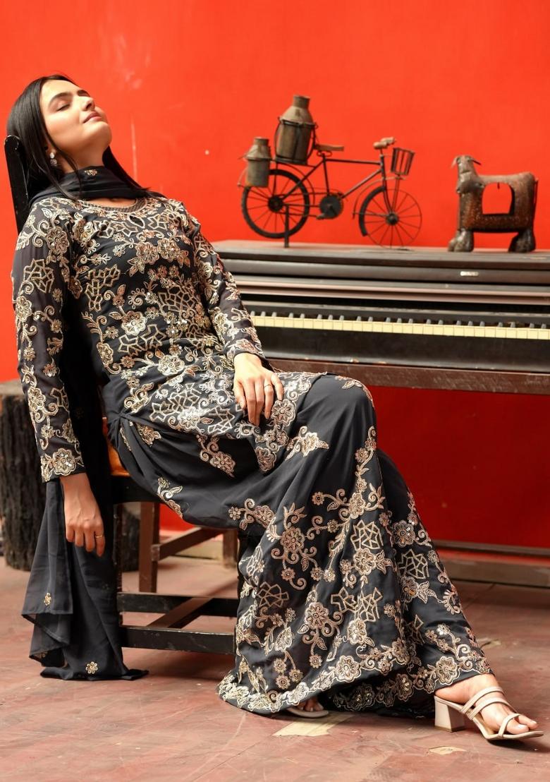 Grey Georgette Sequin Embroidered Salwar Kameez With Dupptta