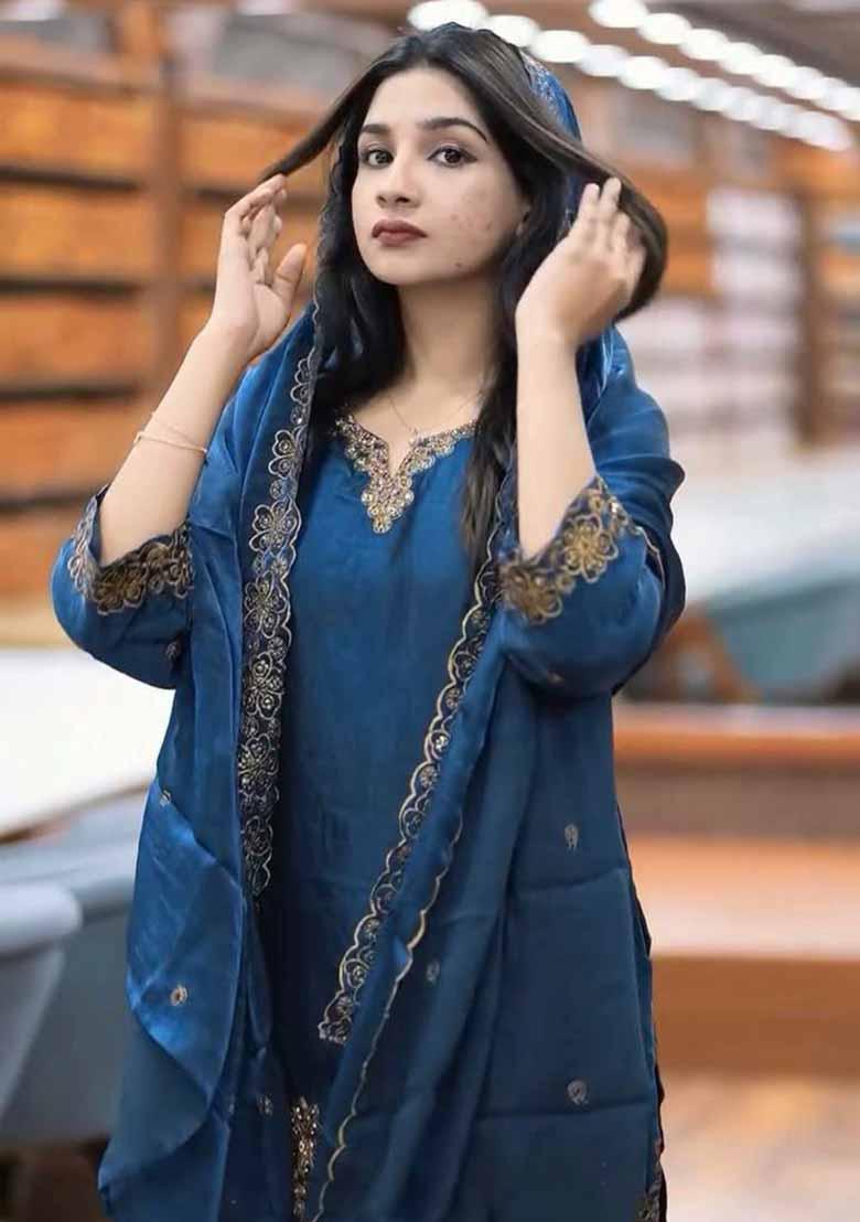 Blue Embroidered Organza Salwar Kameez With Dupatta