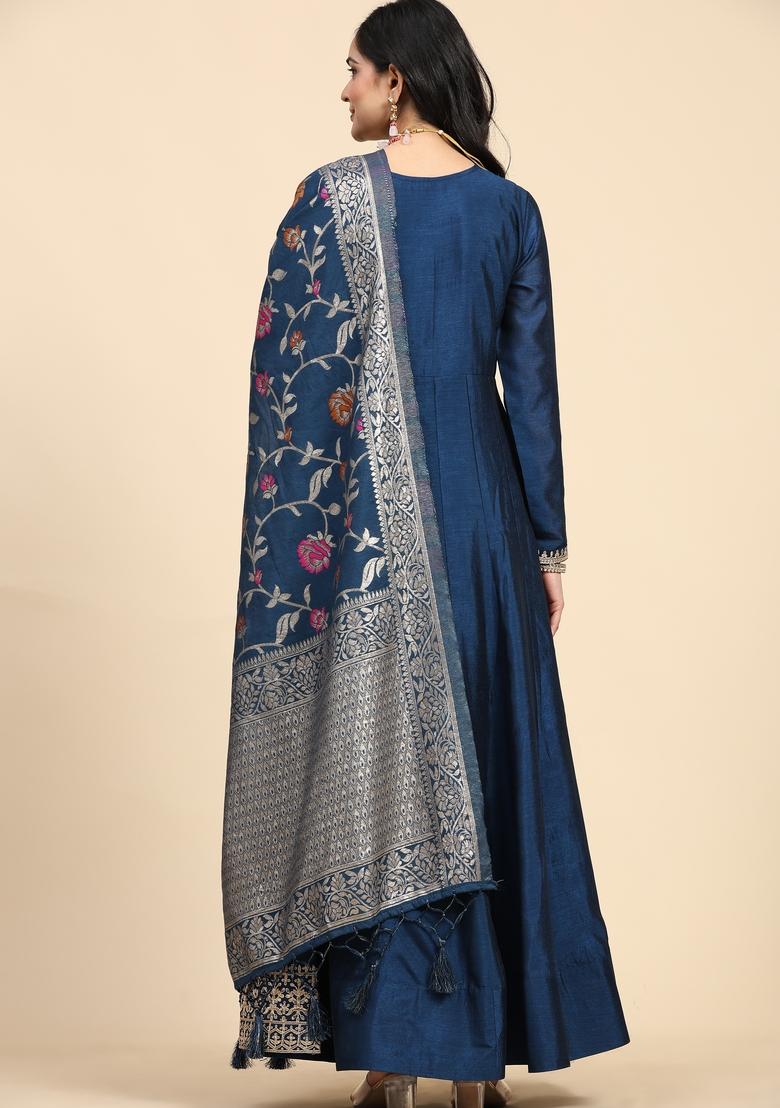 Morpeach Embroidered Silk Kurta Set