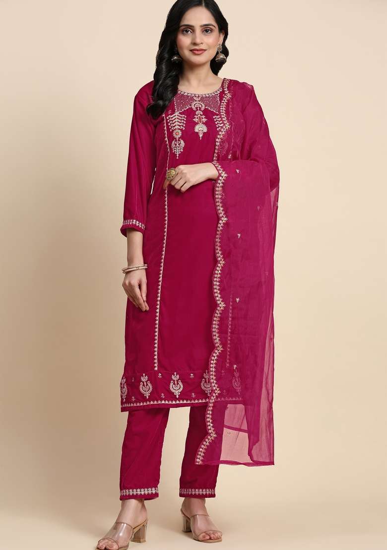 Pink Embroidered Velvet Kurta Set - Indya