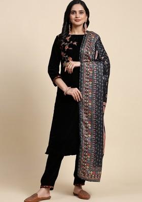 Black Embroidered Velvet Kurta Set