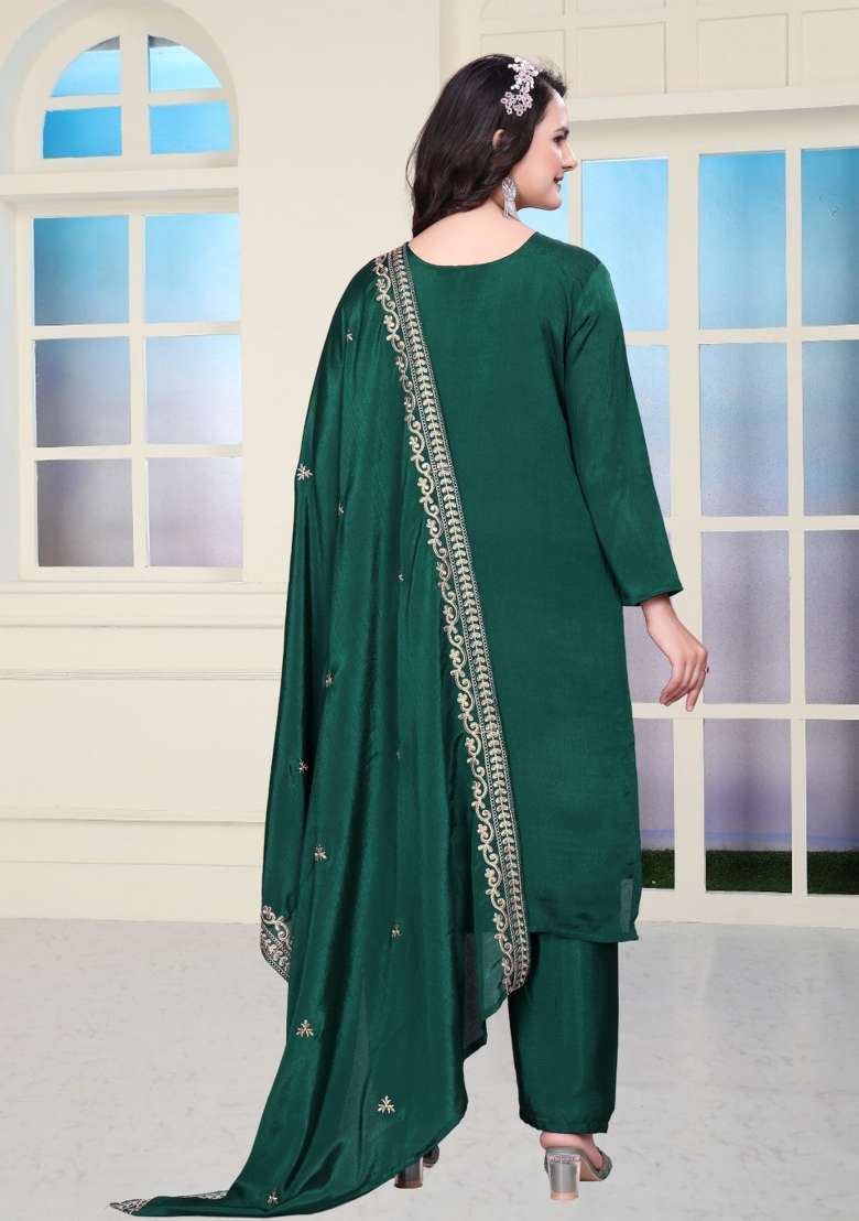 Green Embroidered Chinon Pakistani Suit Set - Indya