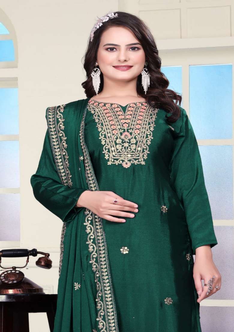 Green Embroidered Chinon Pakistani Suit Set - Indya