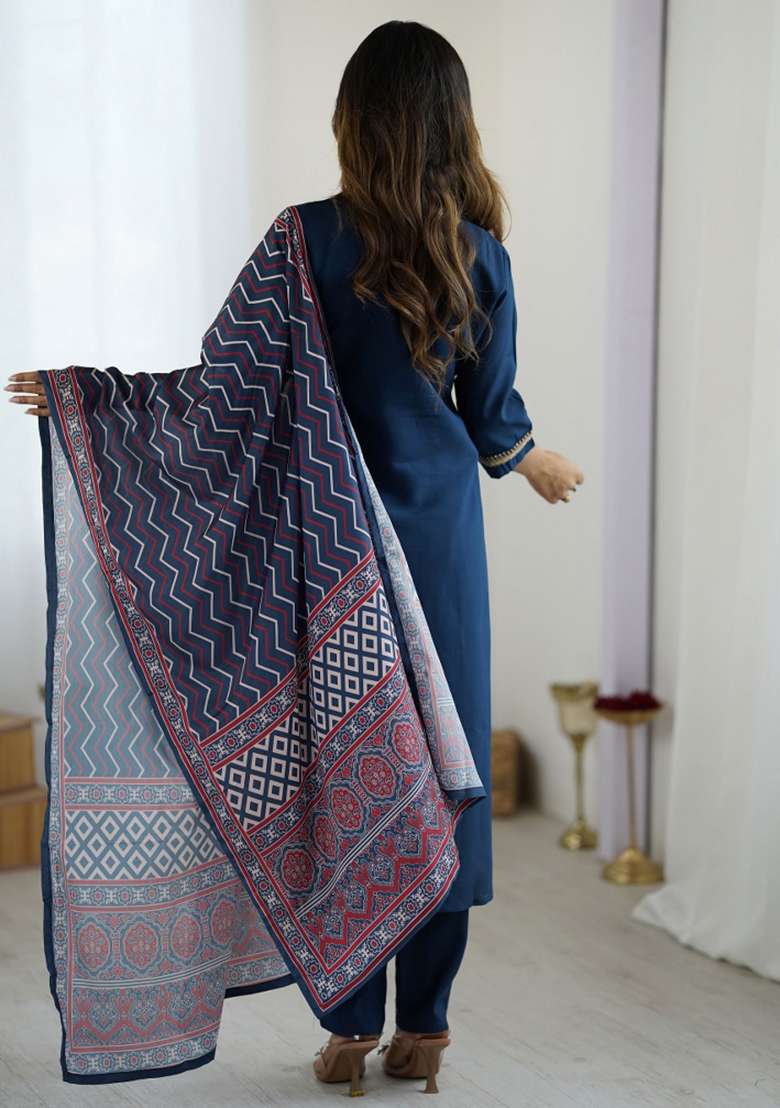 Navy Blue Embroidered Silk Blend Straight Kurta Set - Indya