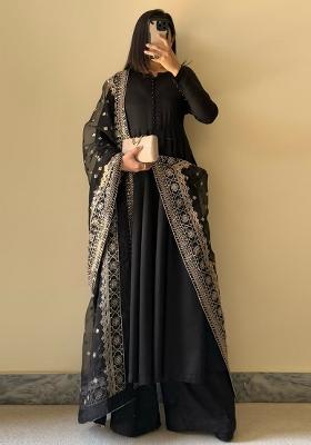 Black solid Georgette Salwar Kameez Set With Dupatta