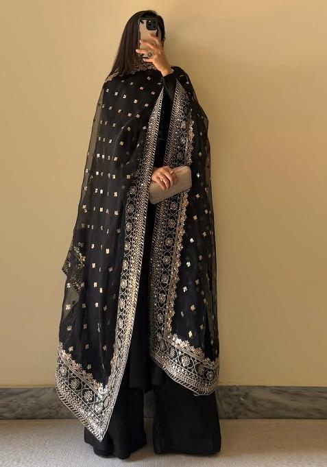 Black solid Georgette Salwar Kameez Set With Dupatta