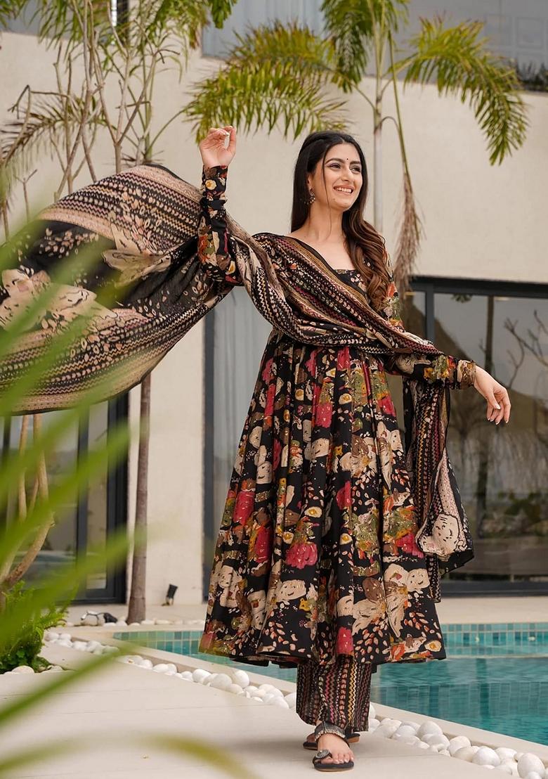 Multicolor Printed Muslin Salwar Kameez With Dupatta