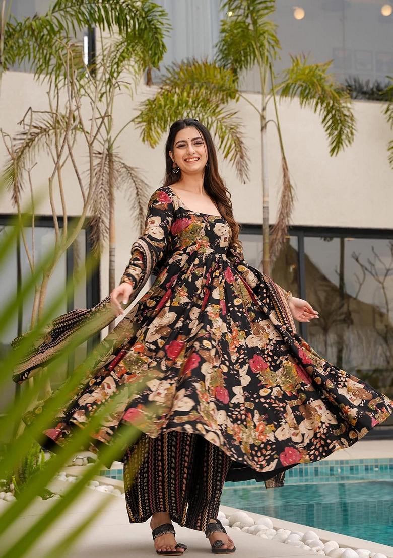 Multicolor Printed Muslin Salwar Kameez With Dupatta