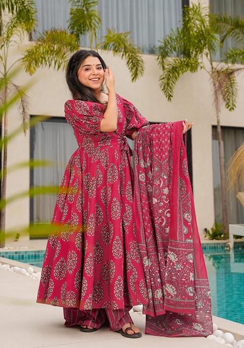 Multicolor Printed Muslin Salwar Kameez With Dupatta