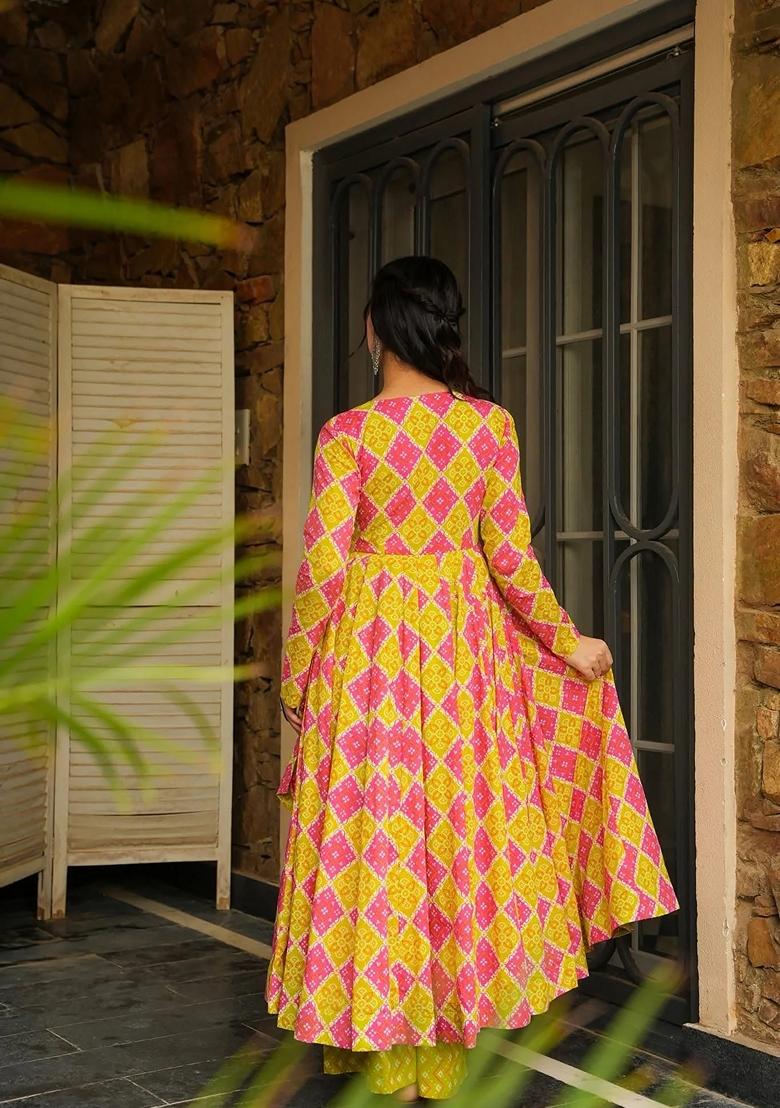 Multicolor Printed Muslin Salwar Kameez