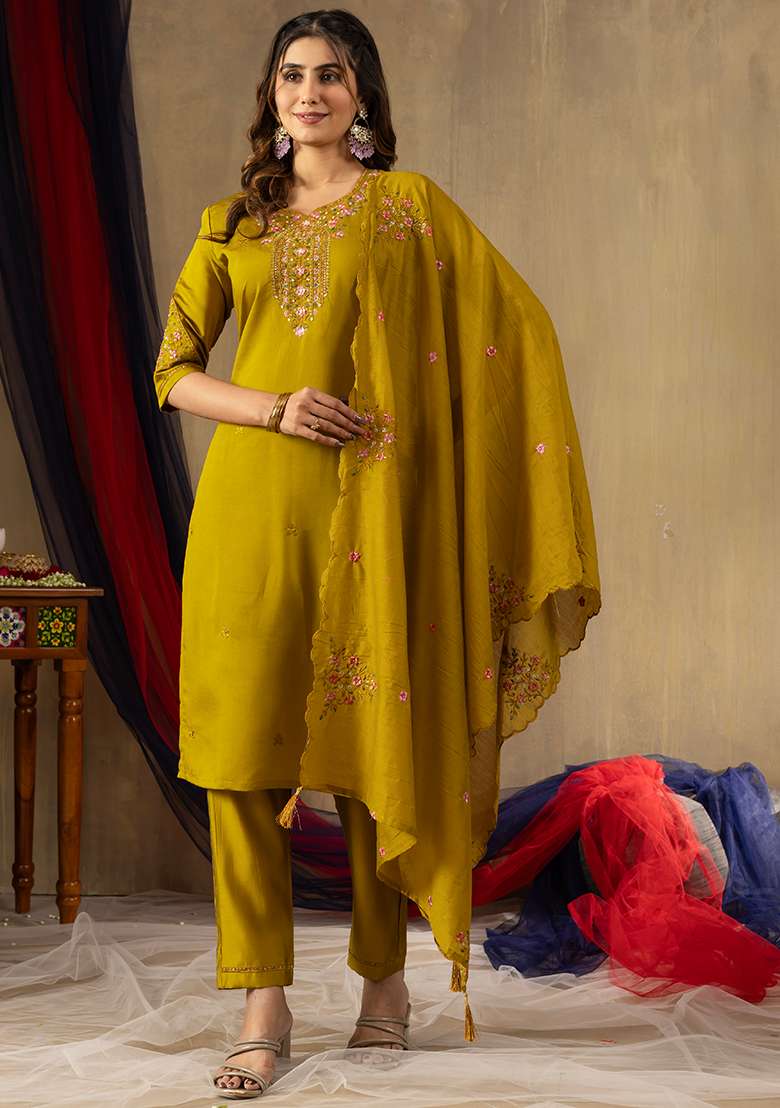 Red Embroidered Silk Salwar Kameez Set With Dupatta - Indya