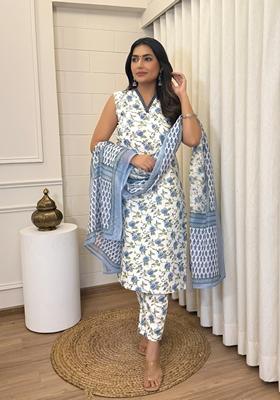 White Embroidered Cotton Salwar Kameez With Dupatta