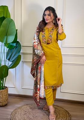 Red Embroidered Viscose Salwar Kameez With Dupatta