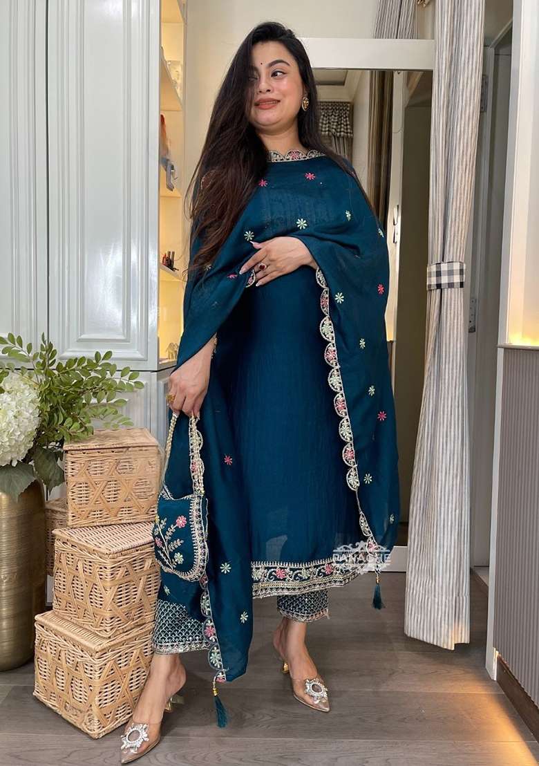 Rama Green Embroidered Chinon Straight Kurta Set - Indya