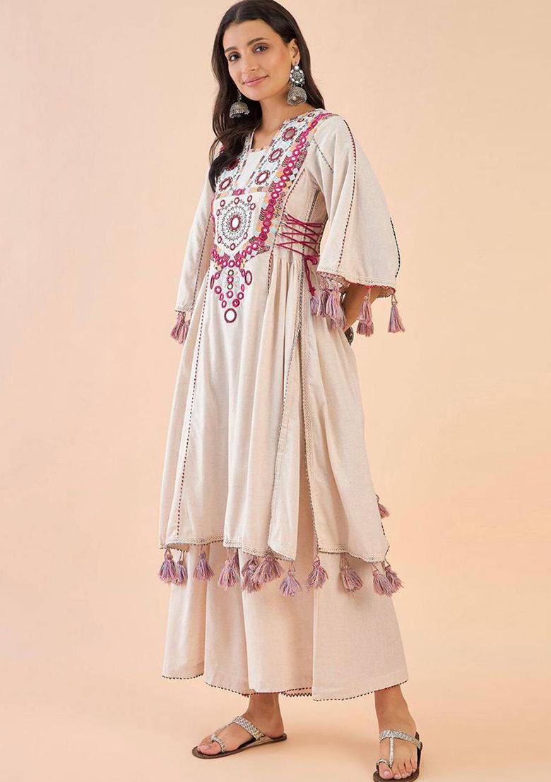 White Embroidered Cotton Kurta set