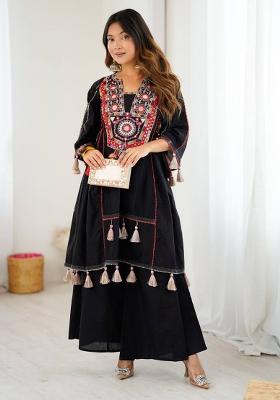 Black Embroidered Cotton Kurta set