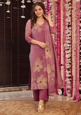 Onion Pink Printed Silk Kurta Set