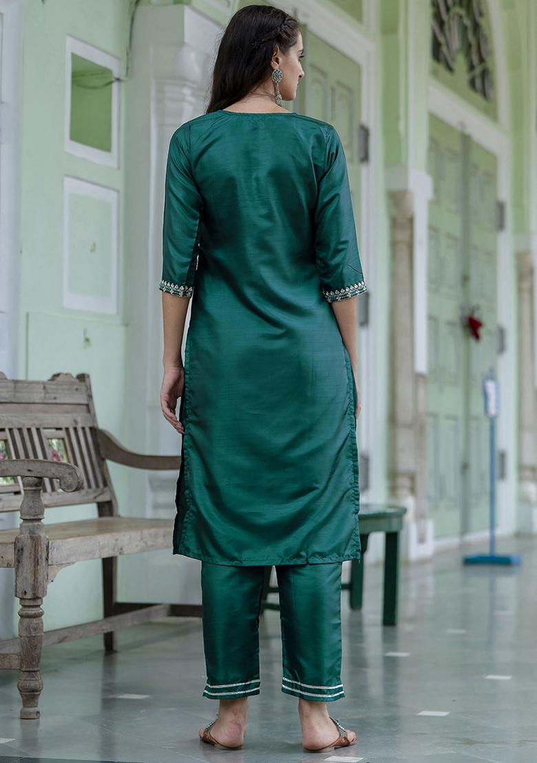 Green Embroidered Silk Blend Kurta Set - Indya