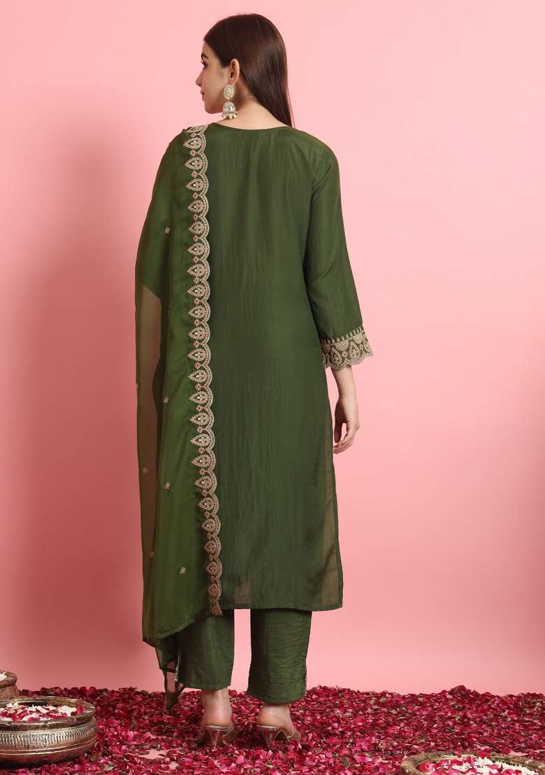 Green Embroidered Silk Blend Kurta Set - Indya