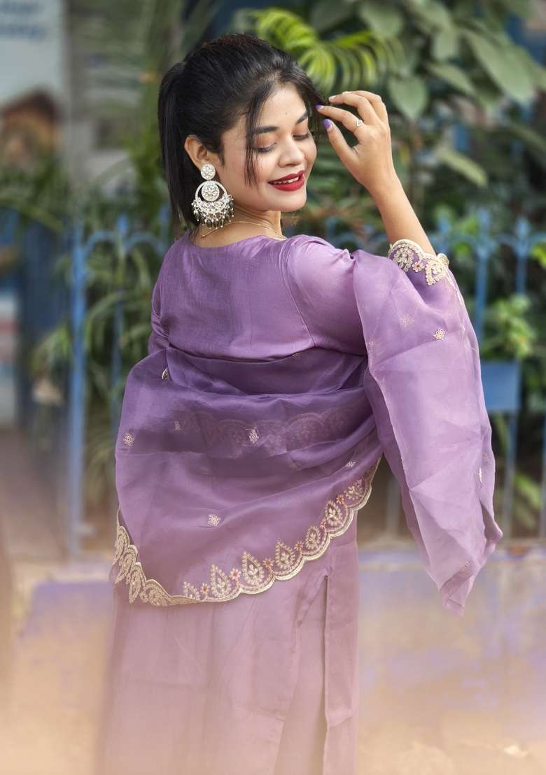 Lavender Embroidered Silk Blend Kurta Set - Indya