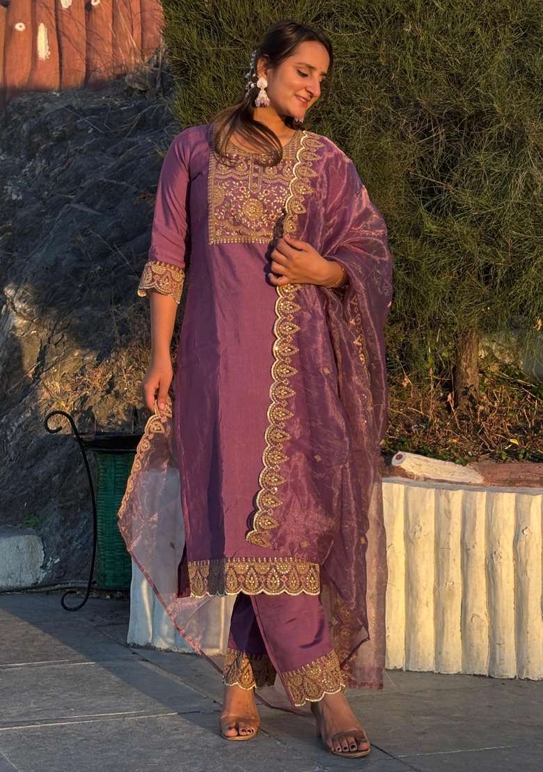 Purple Embroidered Silk Blend Kurta Set - Indya